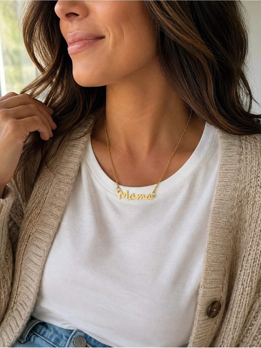 Mama Necklace for Mom, Gold Plated Stainless Steel Mom Necklace